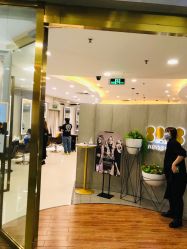 -八佰伴8008星级形象店