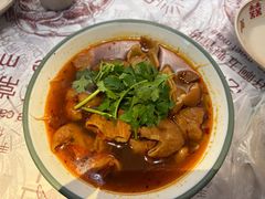 -耙吉吉川味小酒馆(本地人回头店)