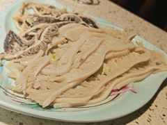 -二荆条·蜀鲜汇城市森林火锅