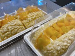 -奈雪的茶(湖滨银泰in77C区PRO店)