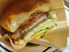 安格斯牛肉芝士堡-魏家凉皮(博水商务大厦店)