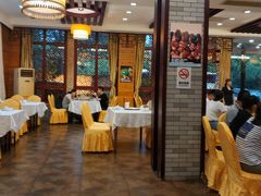 -假日花园主题餐厅