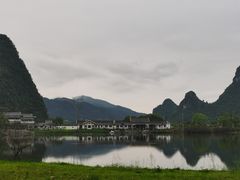 -钟山水墨田园