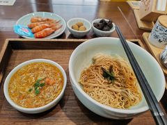 蟹粉黄金捞面-蟹上黄·蟹黄面·江南糖水(人民广场店)