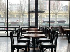 -星巴克(洛阳中州路王府井店)