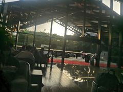 -深圳隐秀山居酒店