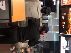 -麦当劳(丽江玉河广场店)