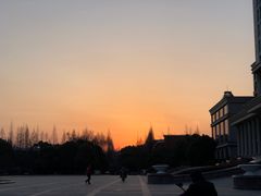 -复旦大学光华楼