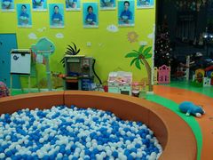 -贝贝鲸亲子游泳俱乐部(富城商楼店)