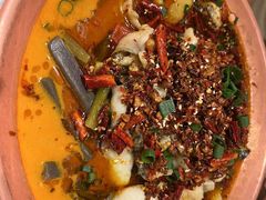 -云海肴·汽锅鸡·云南菜(天山百盛优客店)