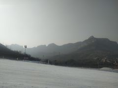 -济南卧虎山滑雪场
