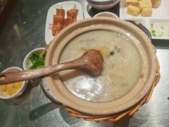 生滚牛肉粥-潮界(虹桥新天地店)