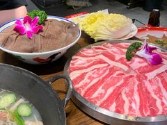 -萍姐火锅·公路夜市(武汉首店)