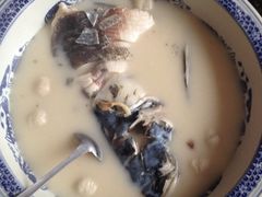 鱼头汤-秀水人家
