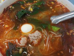 麻辣米线-东北熏肉大饼(大学南路店)