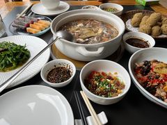 -黔蘑菇四季餐厅(观山湖店)