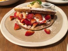 -ROAST coffee & eatery