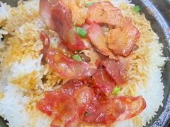 腊味拼叉烧-煲煲香快餐(南京路店)