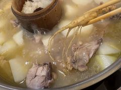 人参滋补鸡-朴小妹人参鸡汤火锅(长白山万达店)
