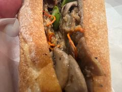 -星巴克臻选(南京金茂览秀城店)