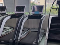 -RM GYM健身私教馆(白云元立方创意园店)