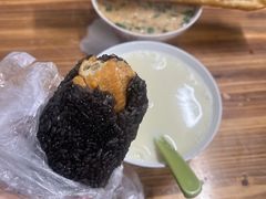 -云南大锅豆浆店