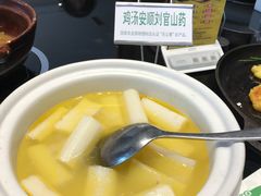 鸡汤安顺刘官山药-黔蘑菇四季餐厅(观山湖店)