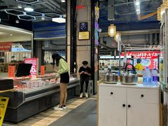 -杨老板·海鲜集市火锅·鲜切牛肉(中防万宝店)