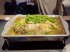 -老牌坊云南鱼豆花火锅(哈西万达店)