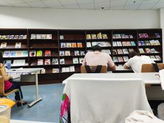 -南山图书馆(常兴路店)