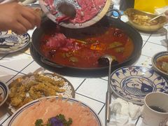 -旧街市鲜货老火锅(大光路店)