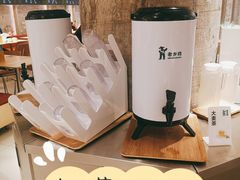 -老乡鸡(上海白玉兰广场店)