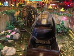 -老滇山寨•云南特色菜•地方菜•民族风情歌舞表演(金碧店)