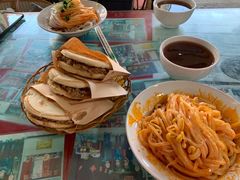 -吕家米皮