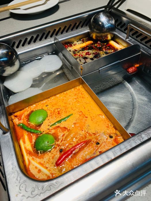 海底捞火锅(新光天地店)经典麻辣锅底图片