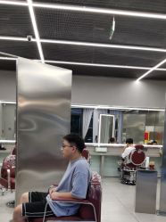 -侨治发型
