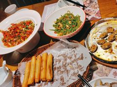 -黄泥岗·地道湖北菜(奥特莱斯店)