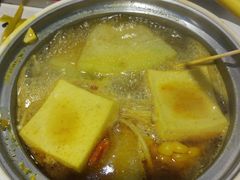 -百品聚旋转火锅(万德庄店)