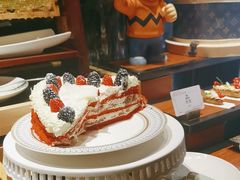 -雍容荟帝王蟹活龙虾展台自助(IFS黑金店)