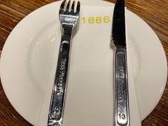 -1886德国汽车餐厅(外滩十六铺码头店)
