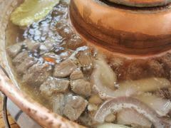 -毛辣果·贵州红酸汤牛肉火锅(西单店)