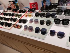 -荣视医眼镜(老车站店)