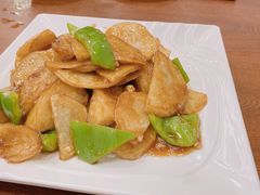 -东北风味思缘食府(对湖路店)