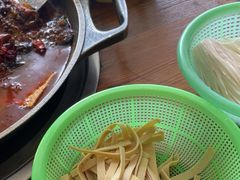 -重庆鸡公煲·青锅花椒鱼(牡丹江路店)