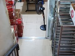 -秀云俄罗斯列巴屋(军星小区店)