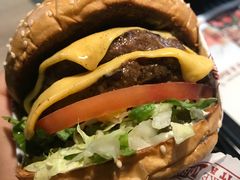 -The Habit Burger Grill 哈比特汉堡(复兴soho店)