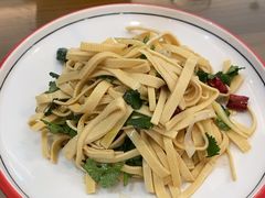 -鲁南仔·滕州炒鸡(经三路店)