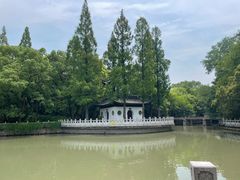 -汇龙潭