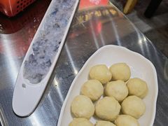 新鲜虎虾滑-领鲜现切猪杂火锅(番禺桥南店)