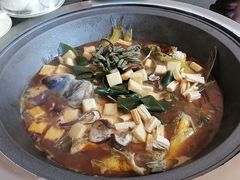 -北京龙庆四季香农家饭庄·灶台鱼·碳烤虹鳟鱼(龙庆峡店)